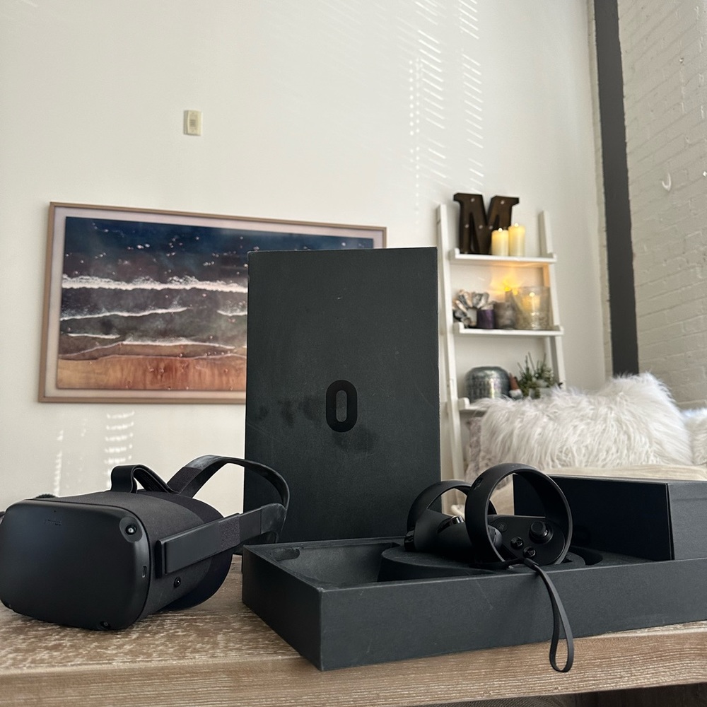 Oculus quest 2 with 128 gb